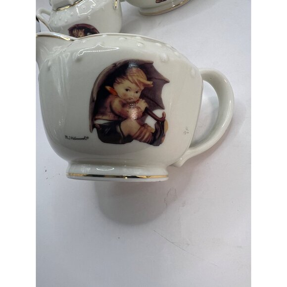 Hummel Danbury Mint Stormy Weather Tea Set Unbrella Boy Creamer, Umbrella Girl S - Picture 10 of 16